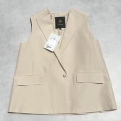 ♡新品タグ付♡ ドゥロワー　コットンシルクジレ ベージュ　定価10.8万 ♡新品タグ付♡ ドゥロワー コットンシルクジレ ベージュ 定価10.8万