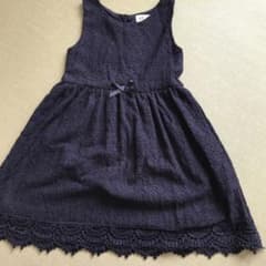 H&M レースワンピース　紺　110 卒園入園入学のサムネイル