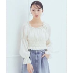 earthmusic&ecology スクエアネックシャーリングショートブラウスのサムネイル