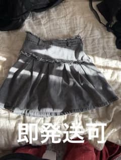 ナイスクラップ グレー デニム プリーツスカート フリル付き