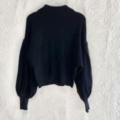 Sly Long-Sleeve Knit Top with Voluminous Sleeves, Black