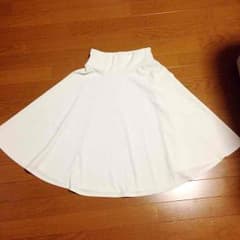 ミモレ丈 スカート ホワイトのサムネイル