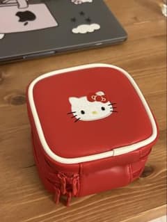 【新品未使用】三井住友カードノベルティ ハローキティ ポーチのサムネイル