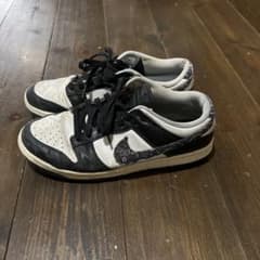 【即日発送‼️】NIKEペイズリー柄　スニーカーのサムネイル