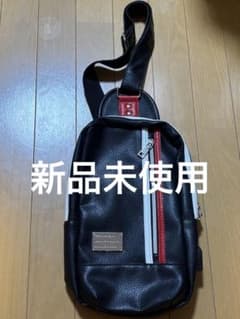 新品未使用 ボディバッグ ワンショルダー ブラック 赤白ラインのサムネイル
