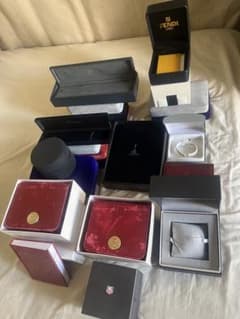 Omega &fendi&ctizen&taguer&rado時計ボックス24個 Omega &fendi&ctizen&taguer&rado時計ボックス24個 - メルカリ