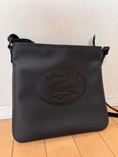 LACOSTE 黒 ショルダーバッグのサムネイル