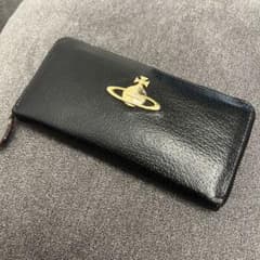 ♡ ヴィヴィアン レザー長財布 ロゴ付き ♡のサムネイル