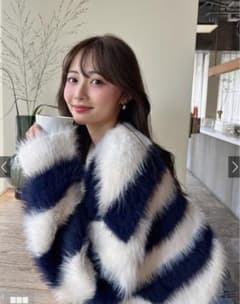 GRL グレイル　ボーダー柄フェザーニットトップスのサムネイル