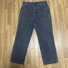 グレー デニムパンツ ストレートデニムのサムネイル