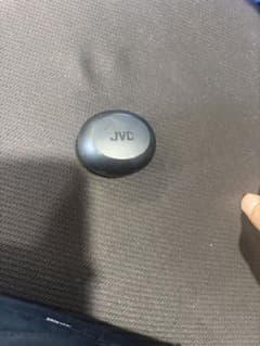 JVC ワイヤレスイヤホン 充電ケース付き ブラックのサムネイル