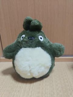 となりのトトロのぬいぐるみのサムネイル