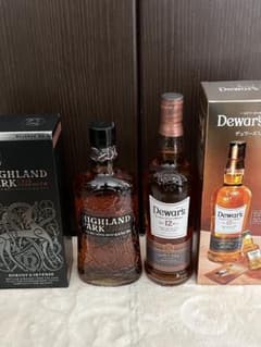 ウイスキー2本 ハイランドパークカスクストレングス & デュワーズ12年 ウイスキー2本 ハイランドパークカスクストレングス & デュワーズ12年
