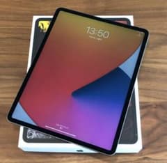 iPad Pro (第3世代)12.9インチ wi-fiモデルのサムネイル