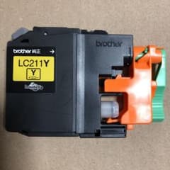 brother LC211Y 純正インクのサムネイル