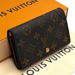 ルイヴィトン モノグラム ポルトモネビエ トレゾール 二つ折り財布