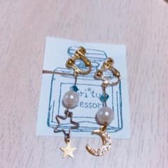 ハンドメイドメイドイヤリングのサムネイル