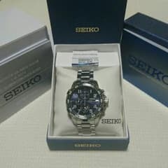 新品未使用品  SEIKO ソーラー1/5秒アラームクロノグラフSSC305のサムネイル