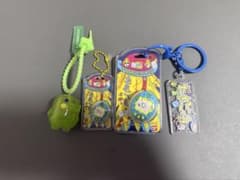 たまごっち ミニチュア キーホルダー 3個のサムネイル
