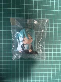 初音ミク 肩ズンFig. カプセルトイ ミニフィギュアのサムネイル