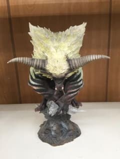モンスターハンター クリエイターズモデル ラージャン フィギュアのサムネイル
