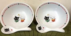 猫柄 丼 2客 レンゲ付き ラーメン鉢　ヤマト　堀口忠彦　クロネコ　シロネコのサムネイル