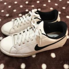 ★★専用★★NIKE  スニーカー  26cmのサムネイル