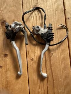 SR400 クラッチ　ブレーキレバー　セットのサムネイル