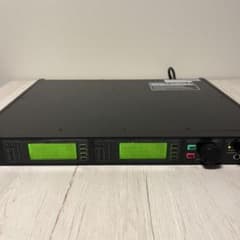 SHURE UR4D+ ワイヤレスシステム ABJ 779-810Mhz 受信機 SHURE UR4D+ ワイヤレスシステム ABJ 779-810Mhz 受信機 - メルカリ