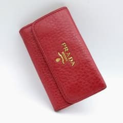 PRADA プラダ レザー キーケース 6連 鍵 鍵ケース 赤 レッド 箱つきのサムネイル