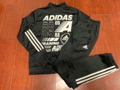 ★★新品 adidas セットアップ ジュニアサイズ140cmのサムネイル