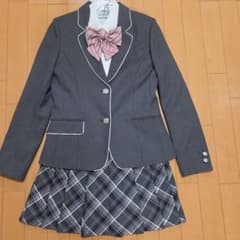 女児フォーマルスーツセット　卒業式のサムネイル