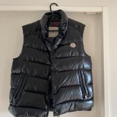 MONCLER モンクレール ダウンベストのサムネイル