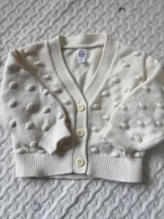【値下げ】baby GAP ポンポン付きカーディガン 12-18ヶ月のサムネイル