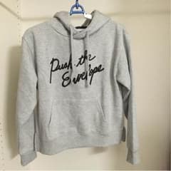 ちゃん あさ 様 専用 AZUL by moussy フード付きスウェットのサムネイル
