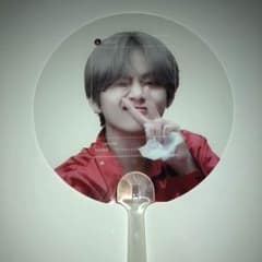 bts うちわ テヒョン テテのサムネイル