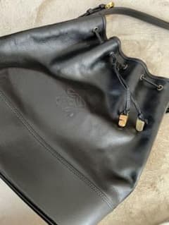 LOEWE ロエベ アナグラム ショルダーバッグ 巾着のサムネイル