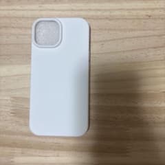 iPhone15ケース　ホワイトのサムネイル