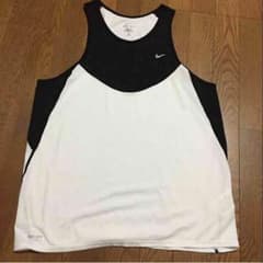 Nike ランニングシャツのサムネイル