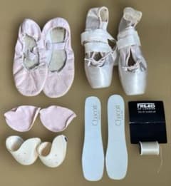 チャコット】トゥシューズ 22cm ＆ バレエシューズ パッド等 一式