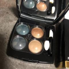 新品　CHANEL レキャトルオンブル288ロードムービーのサムネイル