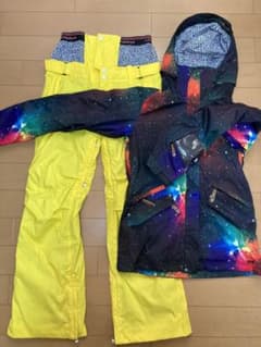 美品 未使用品 スキーウェア スノーボード ウェア 雪遊び 上下セット Lサイズのサムネイル