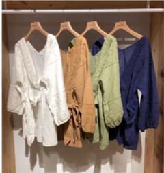 K様専用  Kastane  インド刺繍カシュクールブラウスのサムネイル