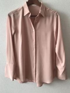 新品！GU とろみブラウスのサムネイル
