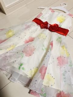 子供用ドレスのサムネイル