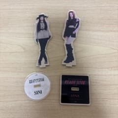 TWICE サナ アクリルスタンド 2点セット - メルカリ