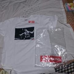 SUPREMEブルースリーTシャツ！新品未使用！のサムネイル