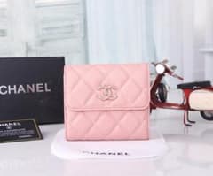 CHANEL キルティング 2つ折り財布 ピンク CHANEL 二つ折り財布 ピンク キルティング - メルカリ