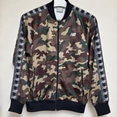 New Balance カモフラ柄 ブルゾンのサムネイル