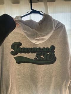 パーカーのサムネイル